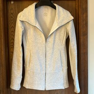 Lulu zip up with thumb holes